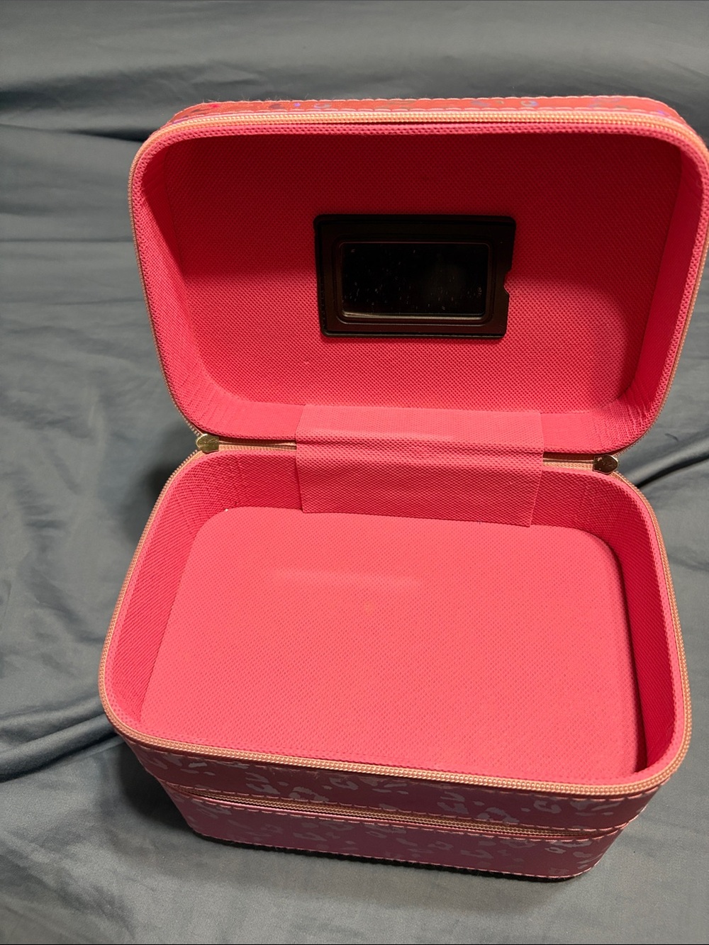 Imoshion Pink Holographic Leopard Makeup Case double size nwt - Picture 7 of 16